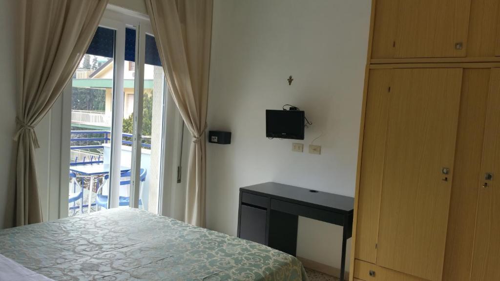ריצ'יונה Hotel Canasta מראה חיצוני תמונה
